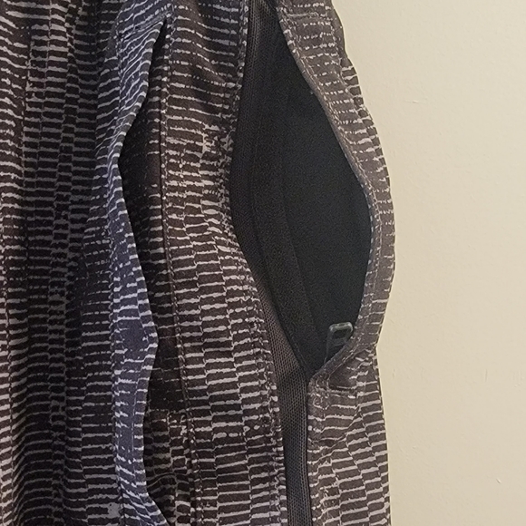 Lululemon Pace Breaker Shorts - Picture 2 of 5